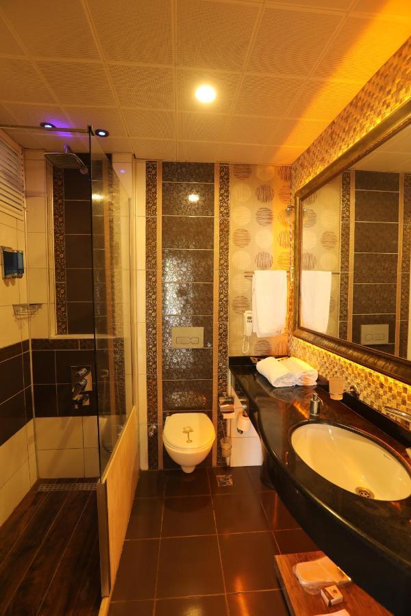 Unluselek Hotel Анамур Екстериор снимка